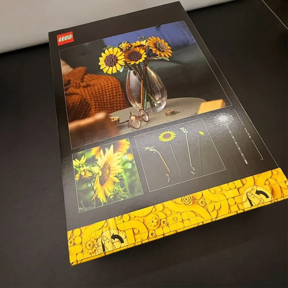 LEGO Sunflower Bouquet 11502 Collectible Home Decor Display Set NIB